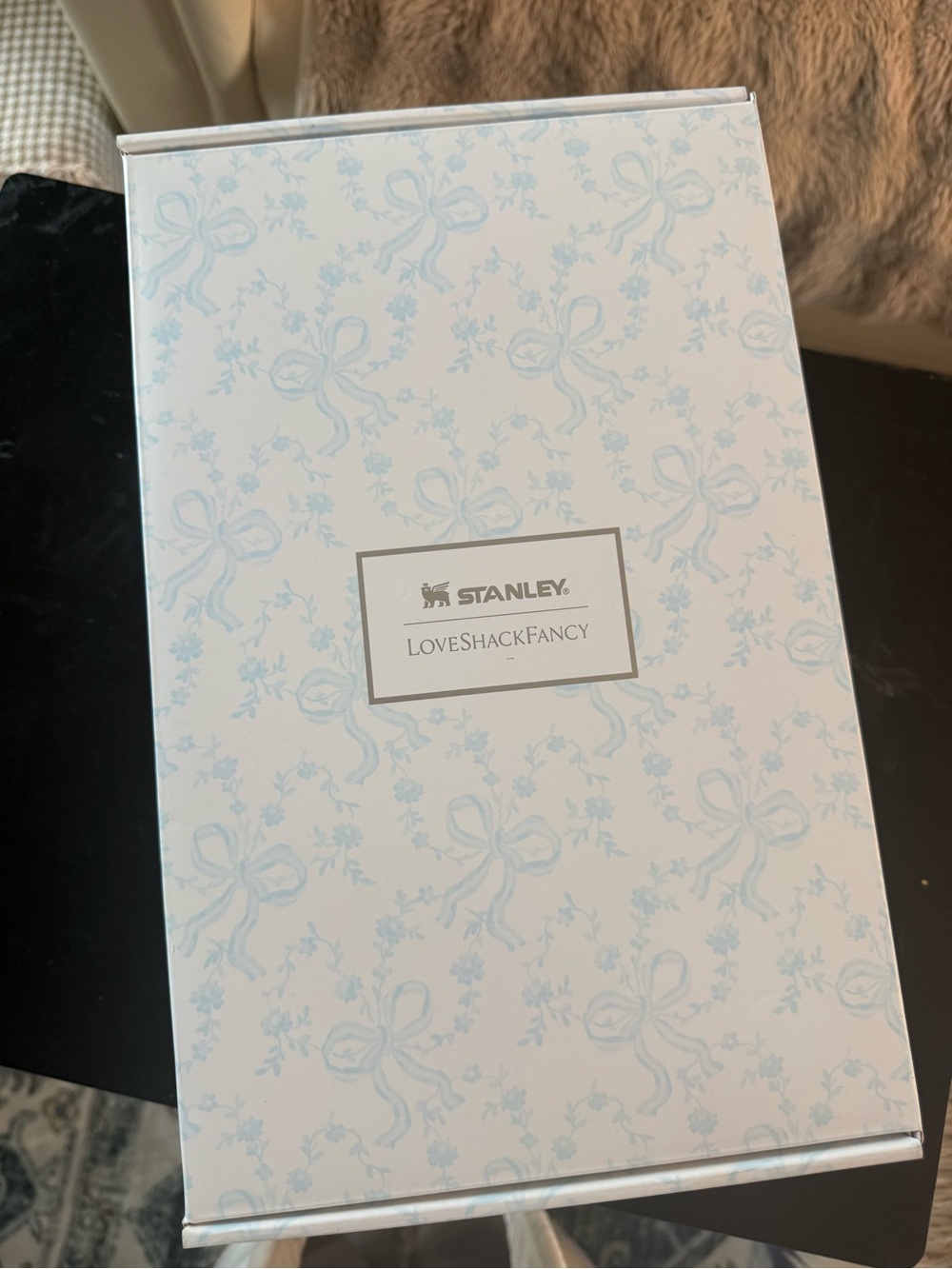 Stanley Travel Mug in Pale Blue & White Floral - Picture 7 of 7